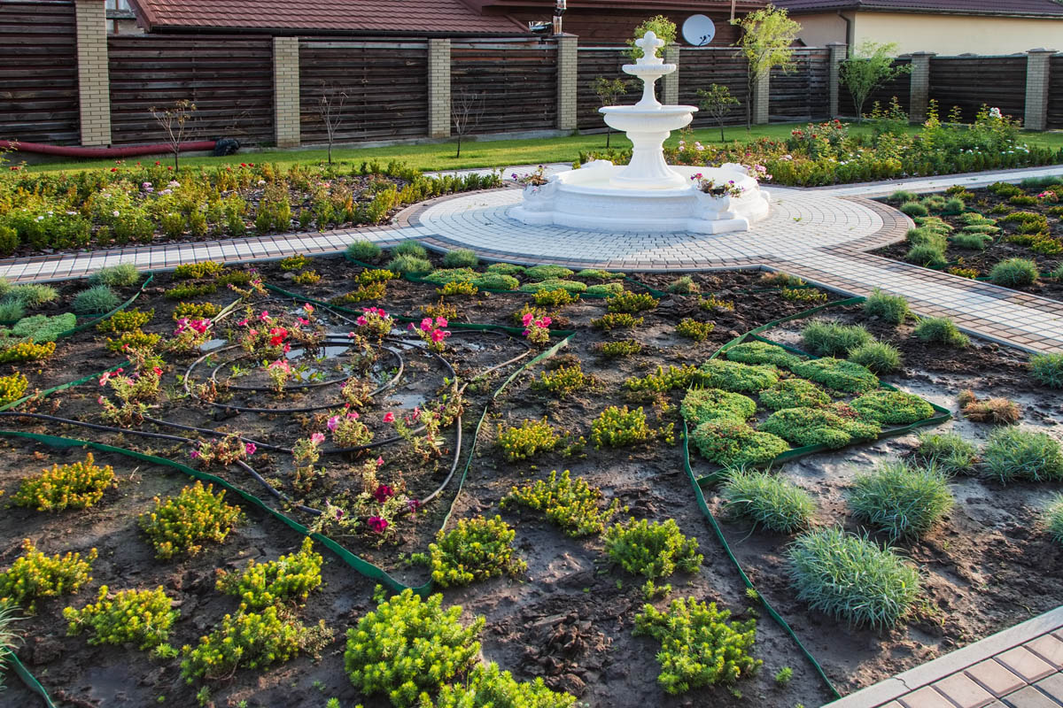This beautiful garden benefits from drip irrigations with Hot Shot Sprinkler Repair & Landscape - a sprinkler company near you.